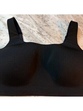 Victoria's Secret Black Sports Bra Wireless No Wire Size 36DD Yoga Running